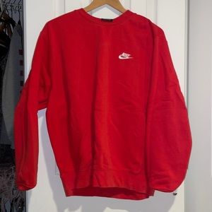 Large nike sweatshirt